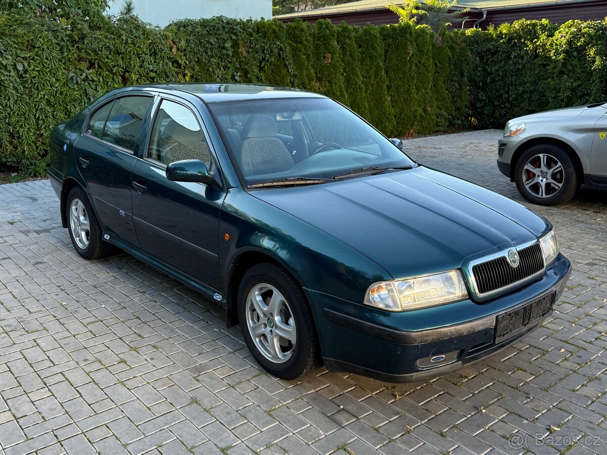 Škoda Octavia 1 NÁHRADNÍ DÍLY