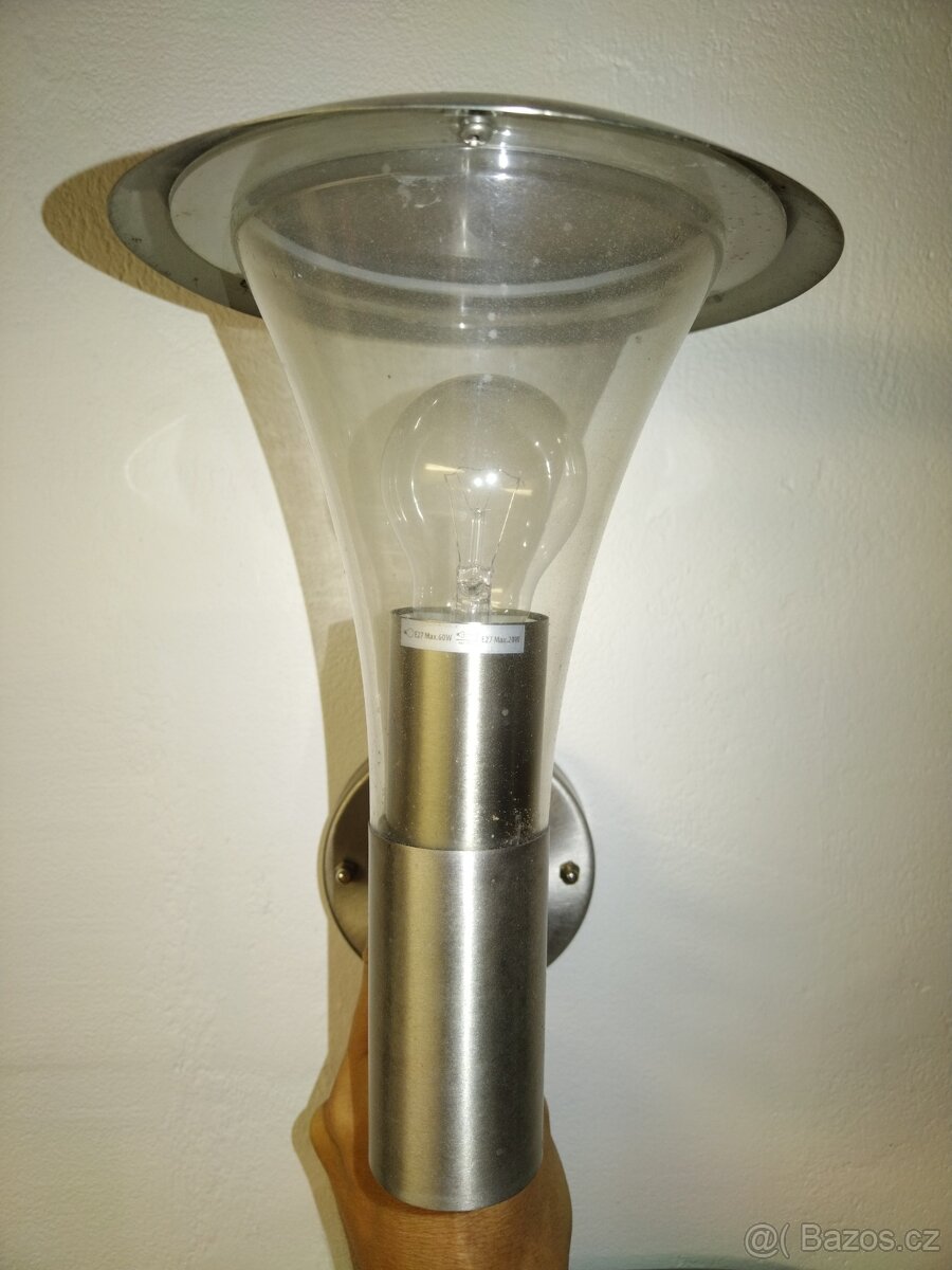 2x nástěnná venkovní lampa