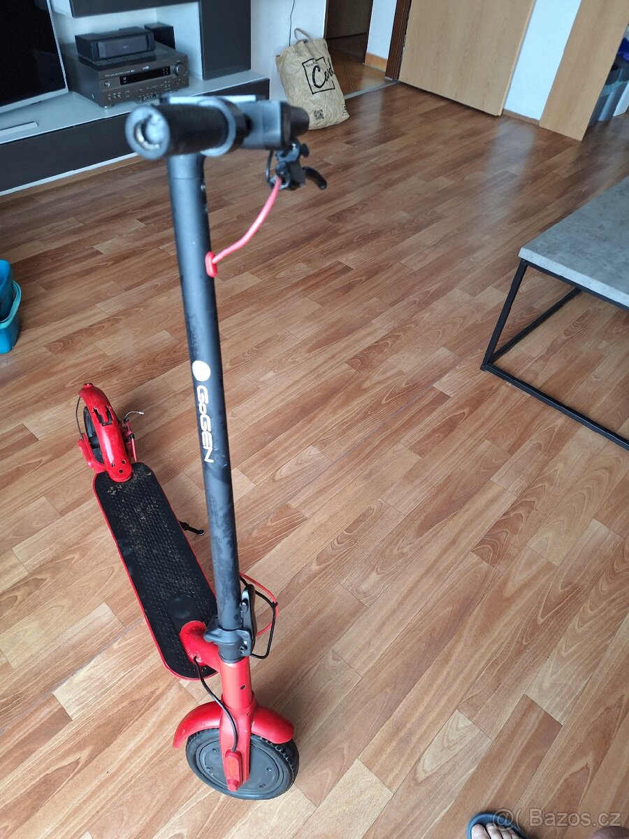 Koloběžka GoGen Voyager