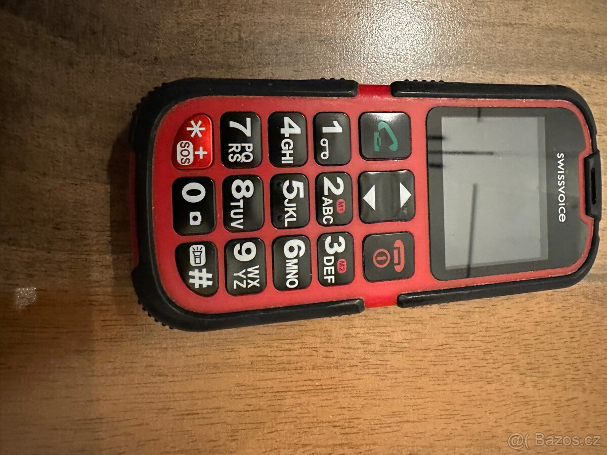 Mobilní telefon na náhradní díly značka SWISS VOICE SV39 .