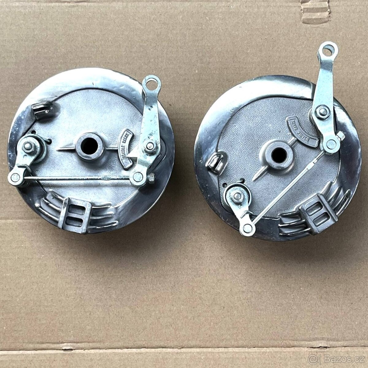 Brzdové štíty Jawa a ČZ dvouklíč po kompletní renovaci