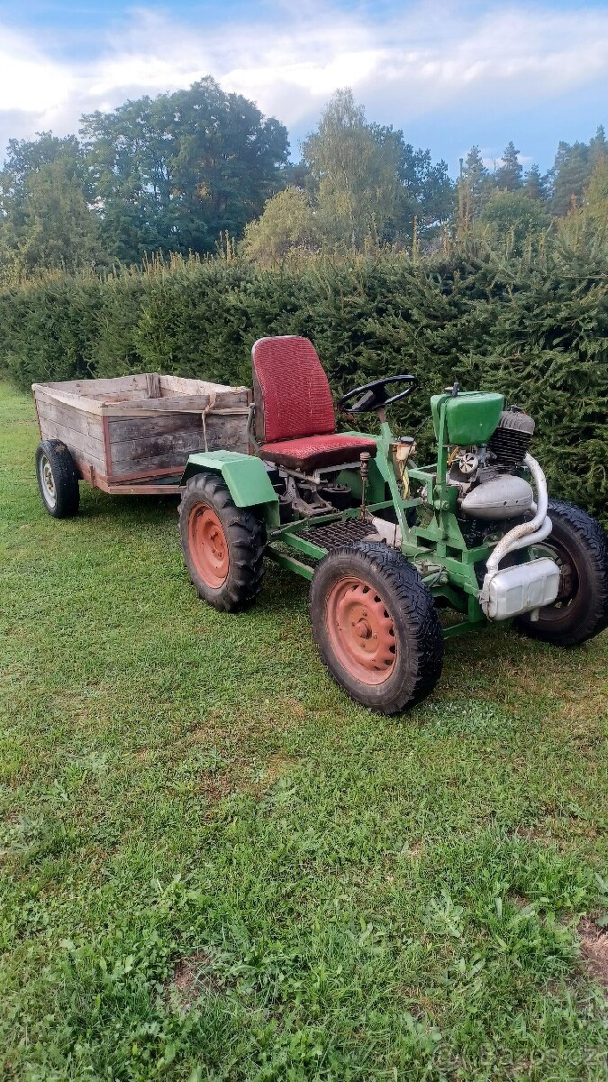 Traktůrek domácí výroby