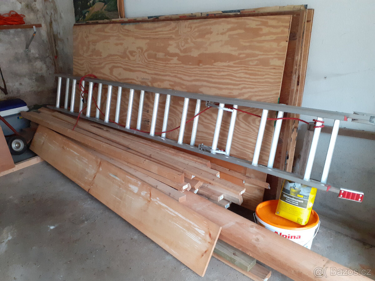 Dřevo, desky, plotny, tyčky