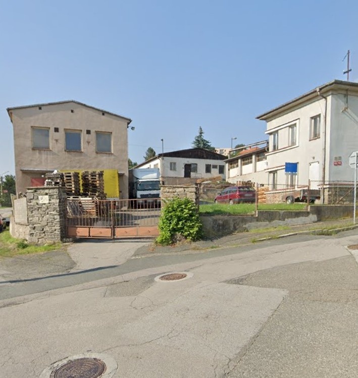 Pronájem vybavené truhlárny - NOVÁ OKNA