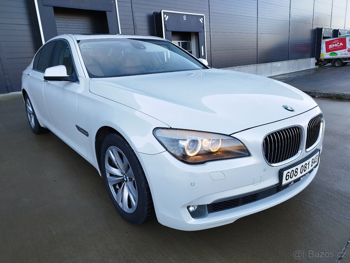BMW 740D,225KW, X-DRIVE, BÍLA PERLEŤ, 2011