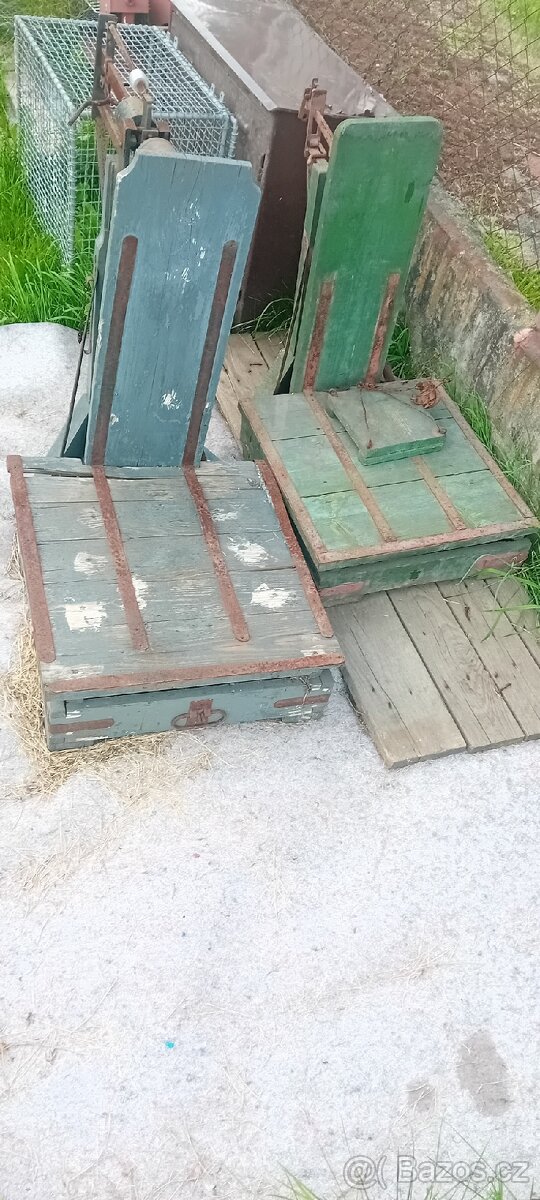 Starozitna váha decimalka 2ks