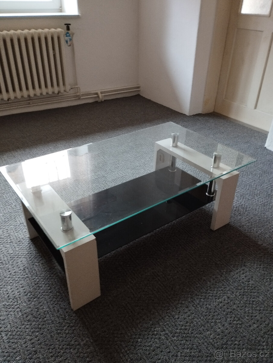 Konferenční stolek