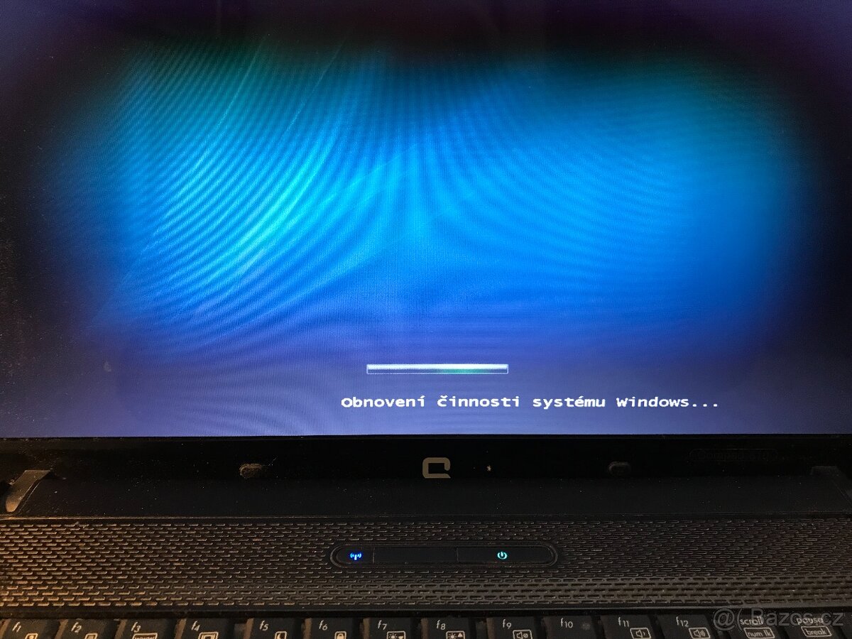 Compaq 610, velikost 15,6", procesor Intel Core 2Duo