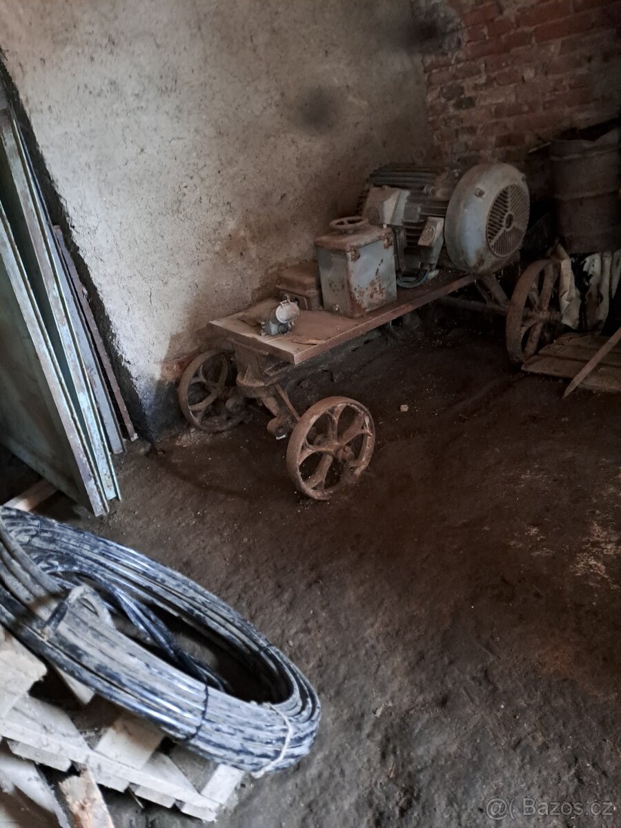 Prodám velký elektromotor