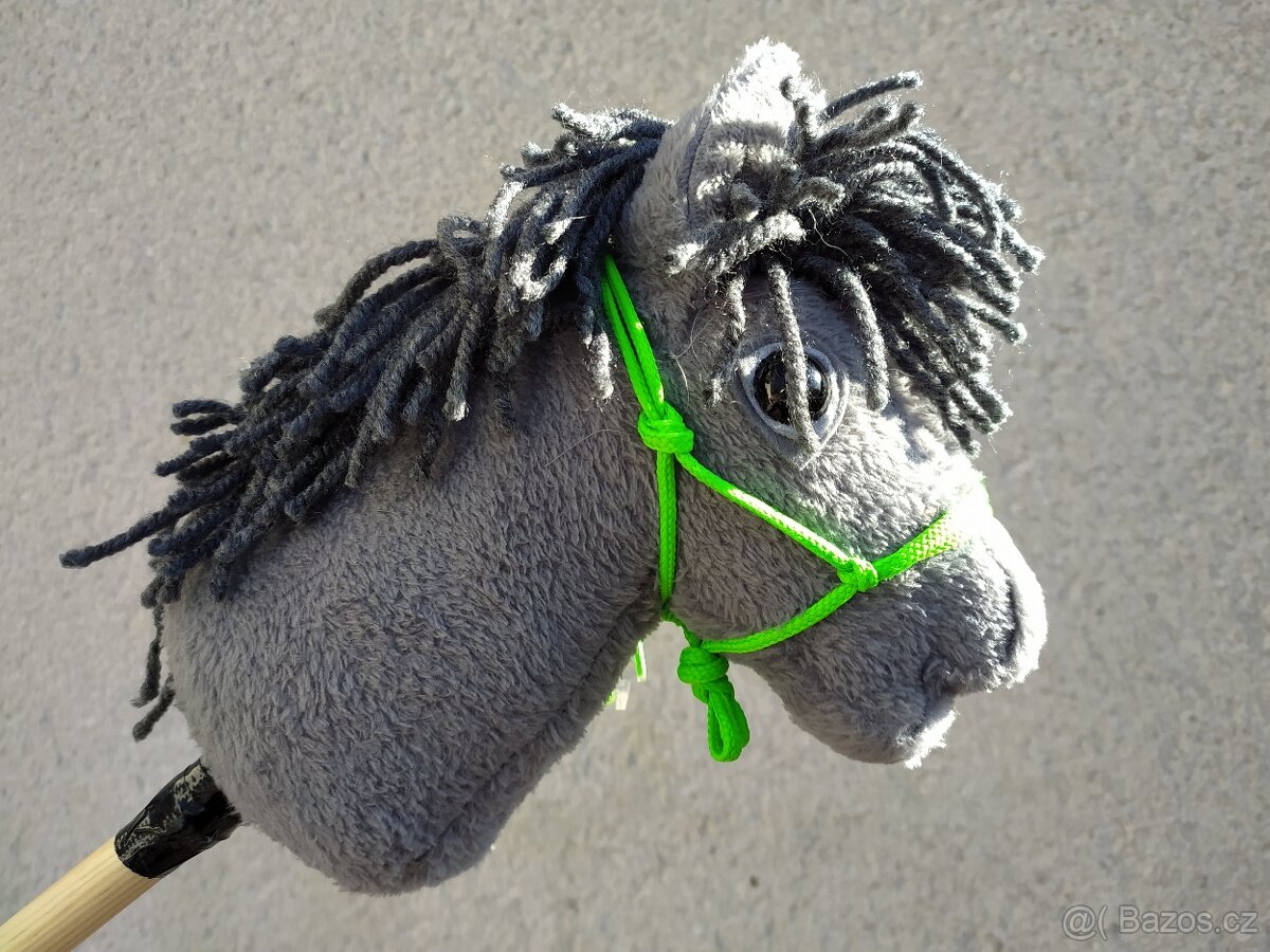 Hobby horse kůň na tyči