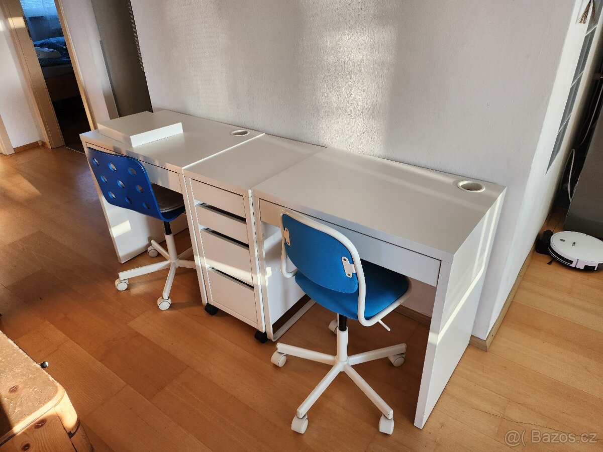Psací stoly a židle