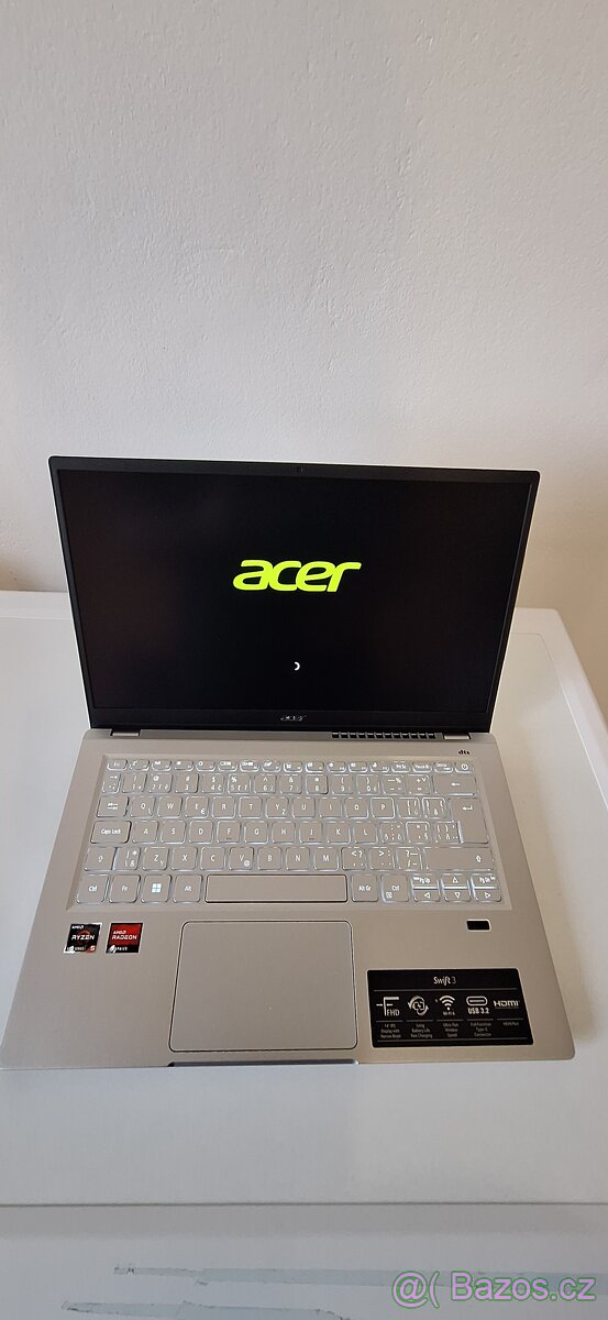 Nový notebook
