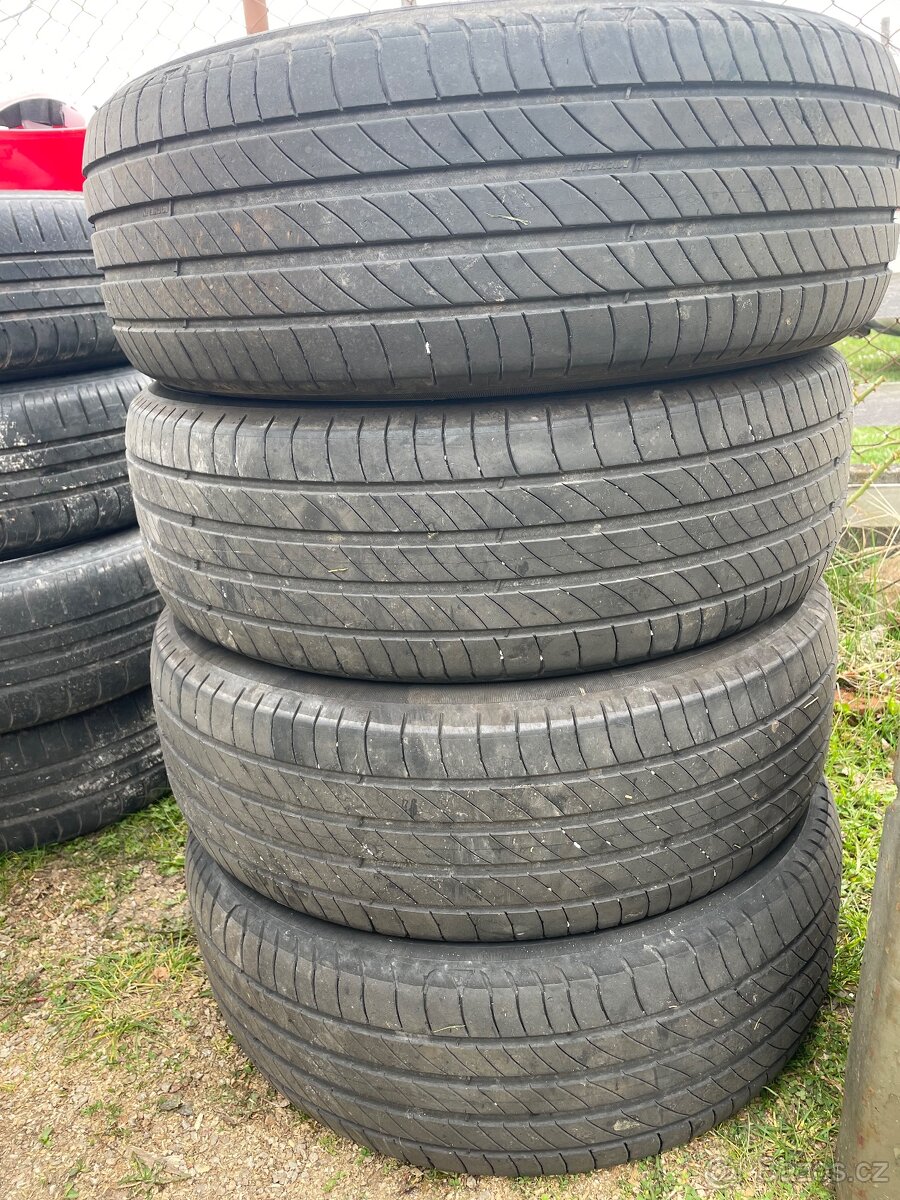 letní pneu 205/60 r16 Michelin