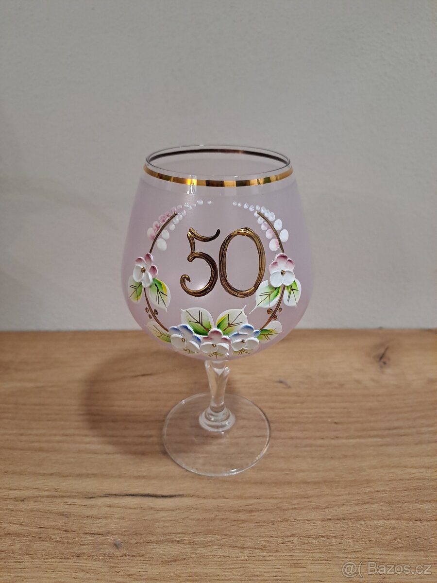 Skleněná číše k 50