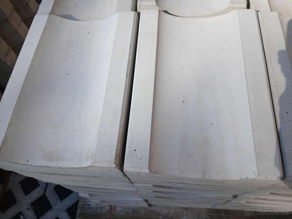Betonový žlab 35x24x8
