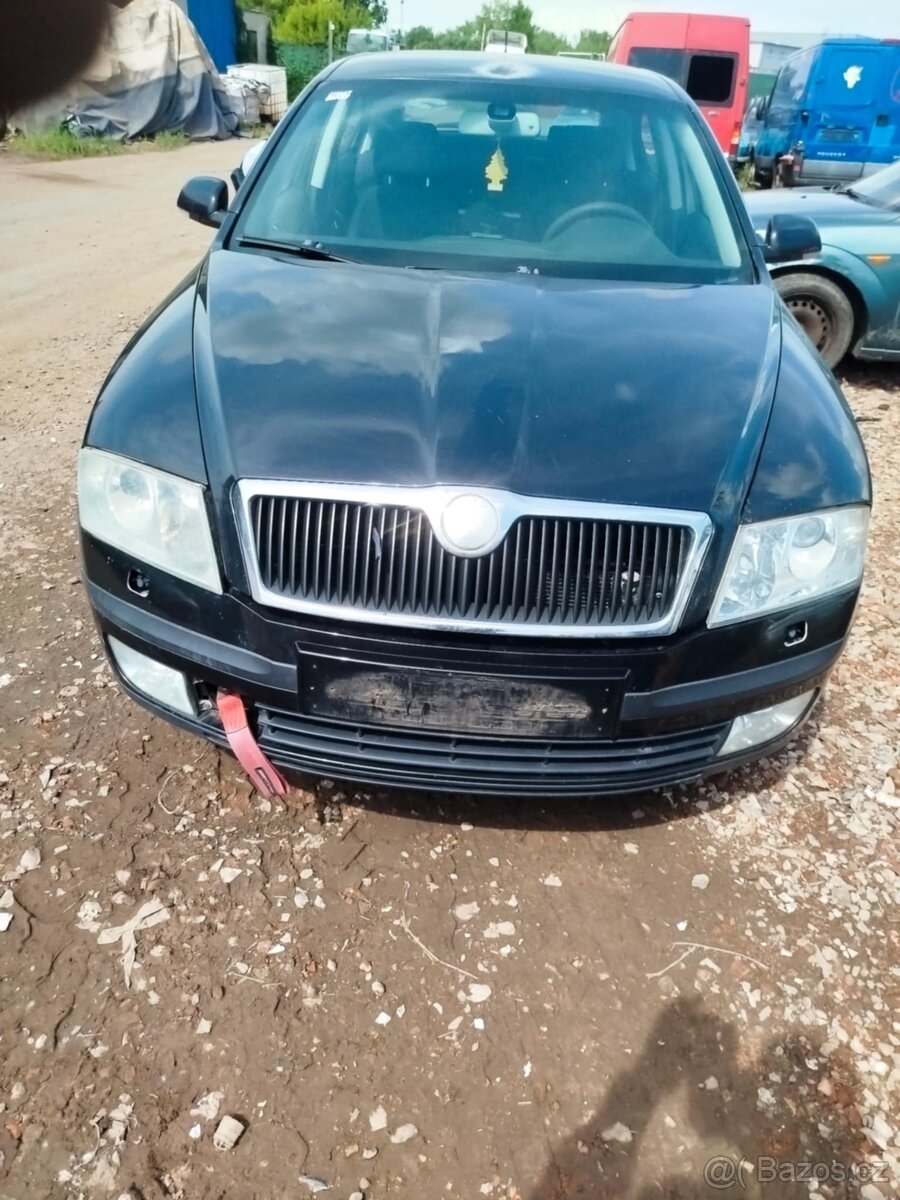 Octavia2 1.9 TDi krátká,před fac.černá metalíza - barva 9910