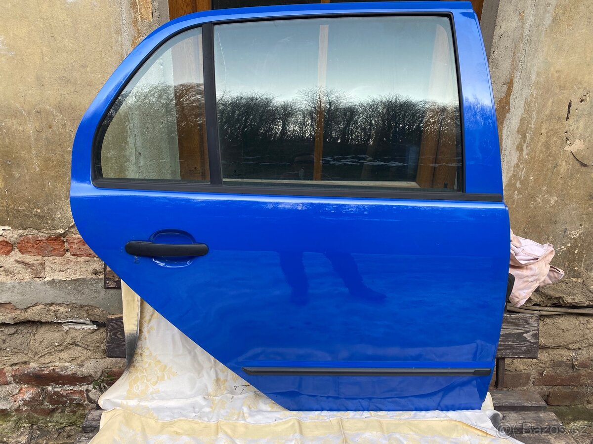 Prave zadní dvere Fabia 1