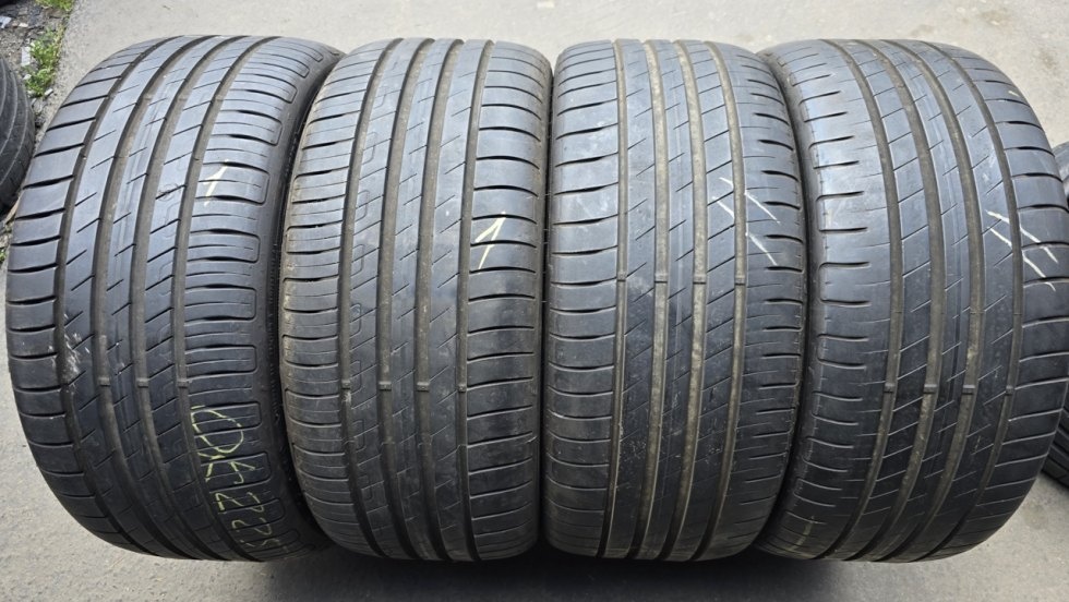 Letní pneu 225/40/18 Good Year