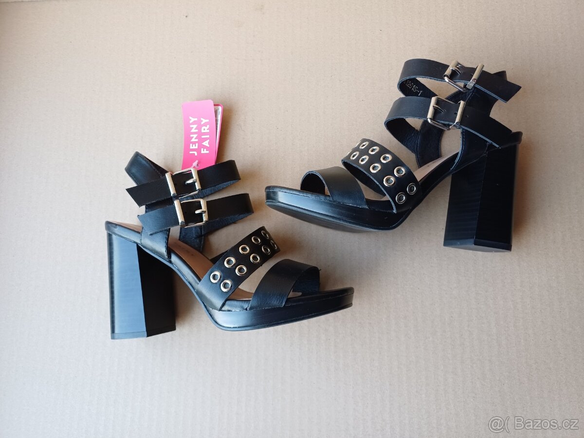 Černé páskové sandále vel.37