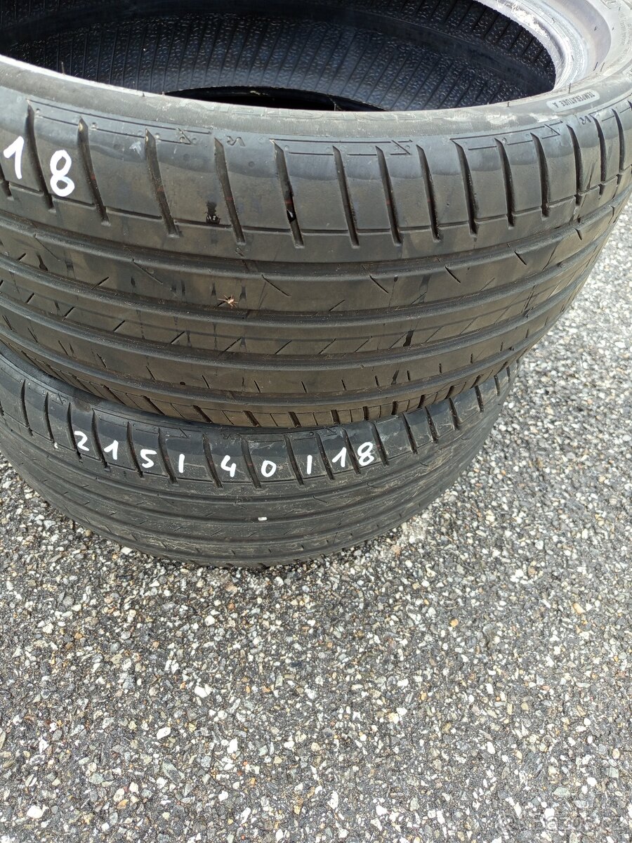 215/40 r18 Vredestein