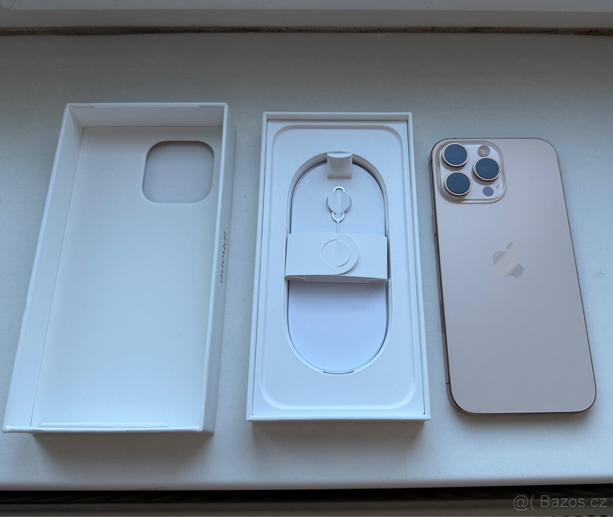 Apple iPhone 16 Pro Max