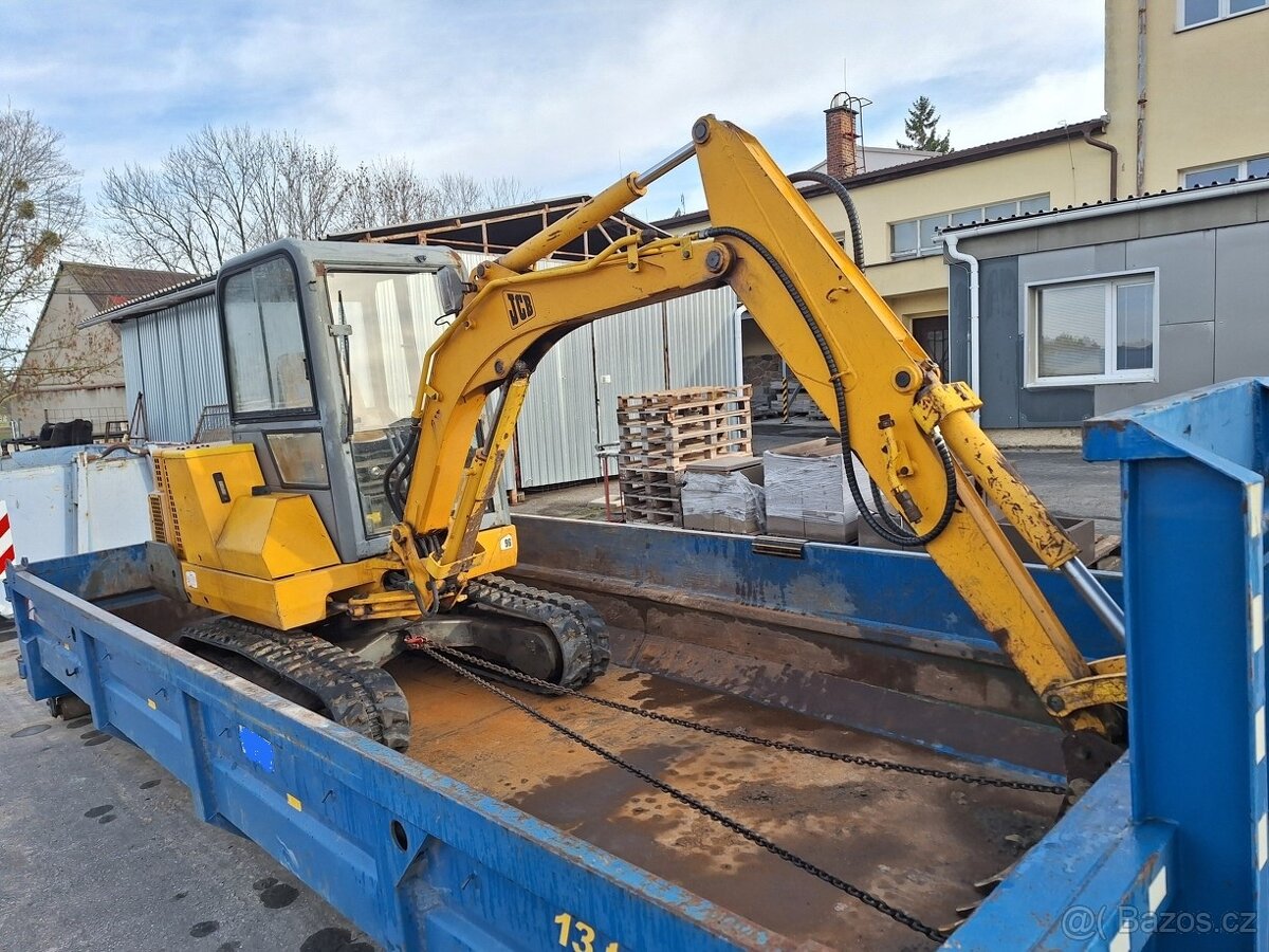 JCB 803 - minirypadlo 3t