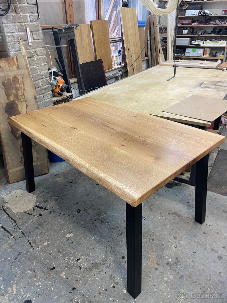 Hotové stolové desky z masivního dřeva