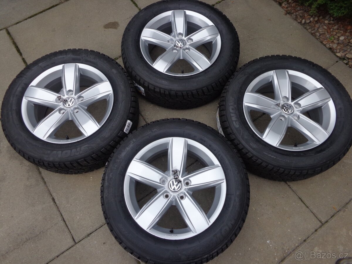 VW T-Roc / Passat zimna sada kol 215/60R16