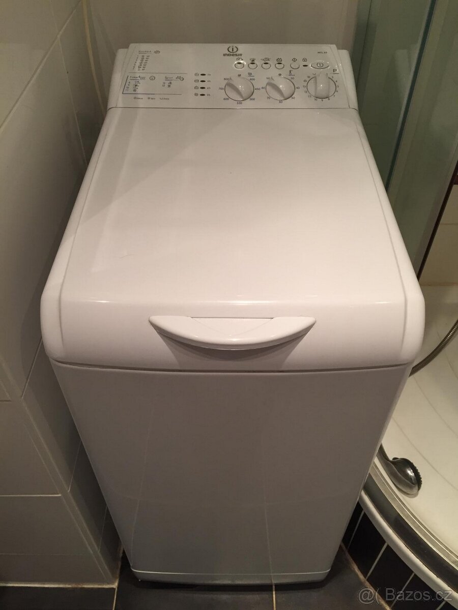 úzká 40cm pračka Indesit A+A 1200ot,rychlý program