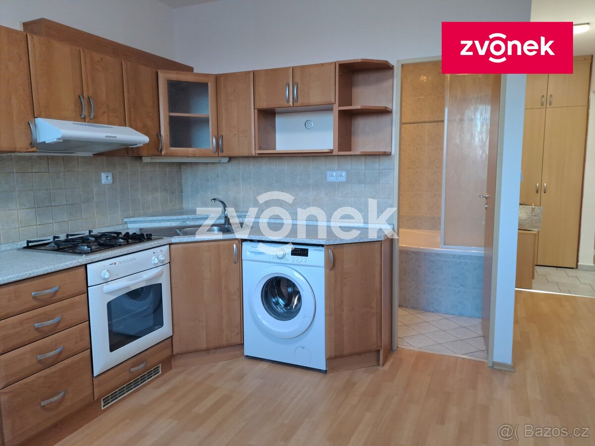 Pronájem bytu 1+1 (48 m²) Zlín, Prštné