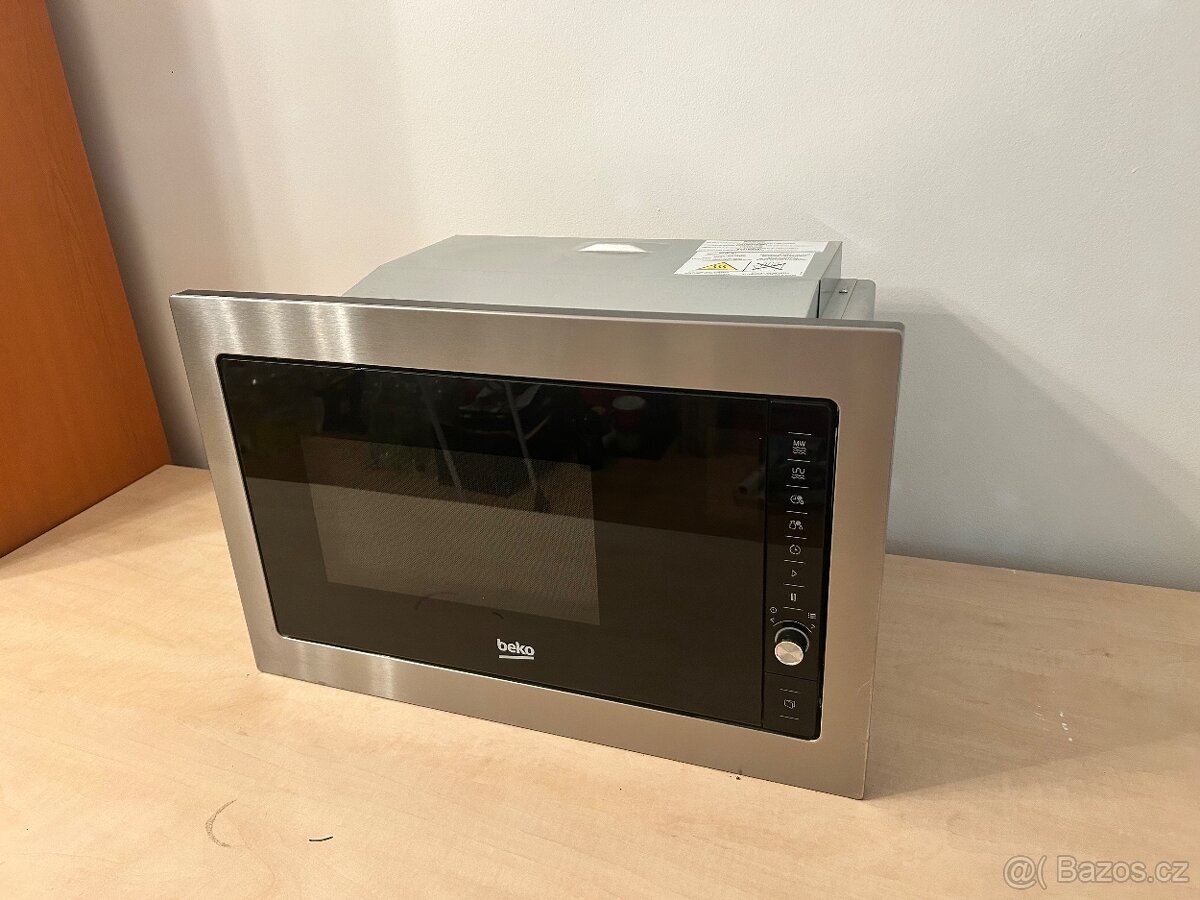 Mikrovlná trouba BEKO