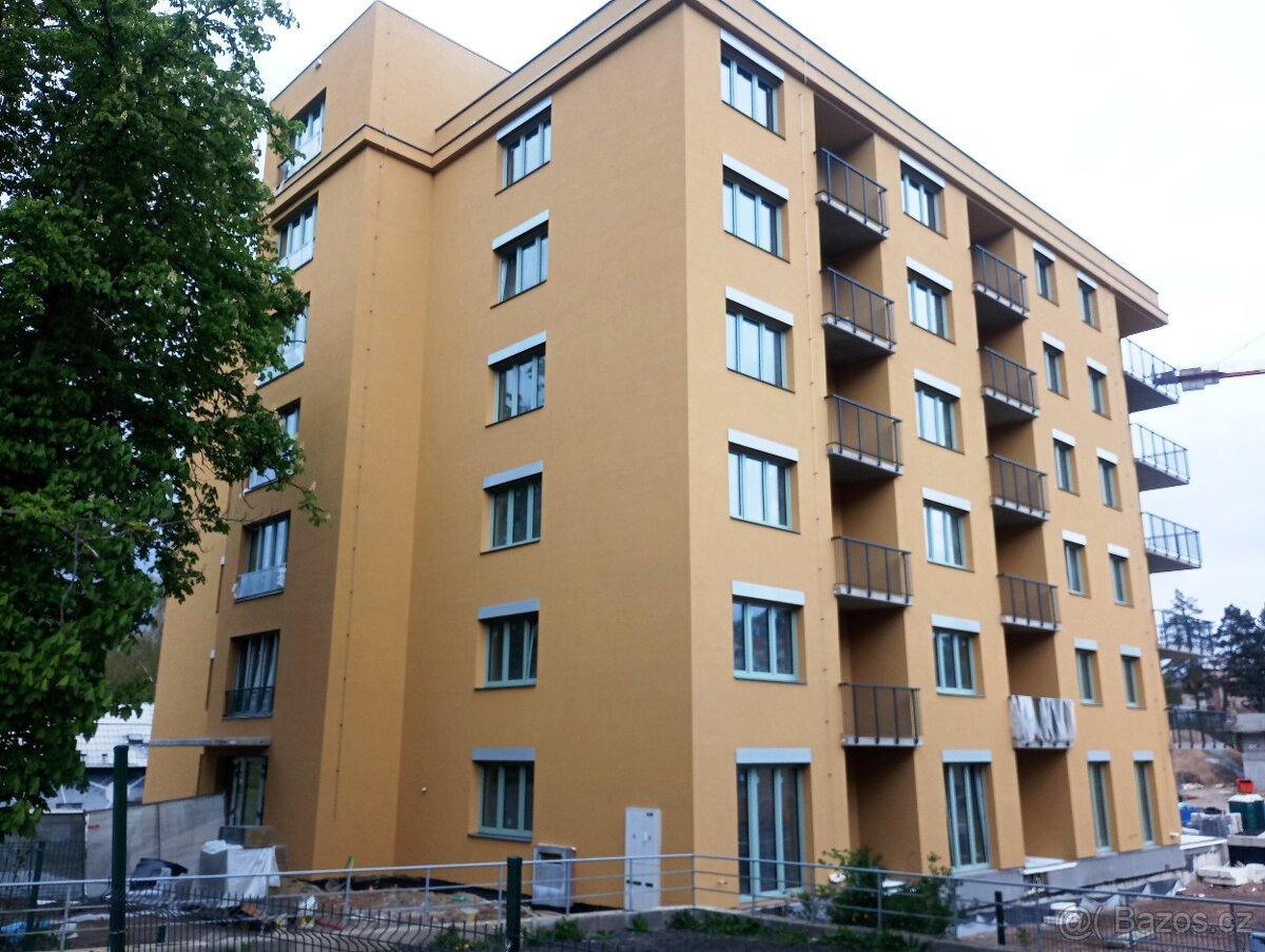 PRONÁJEM NOVÉHO BYTU V  1+1 v LIBERCI - ZAHRADA
