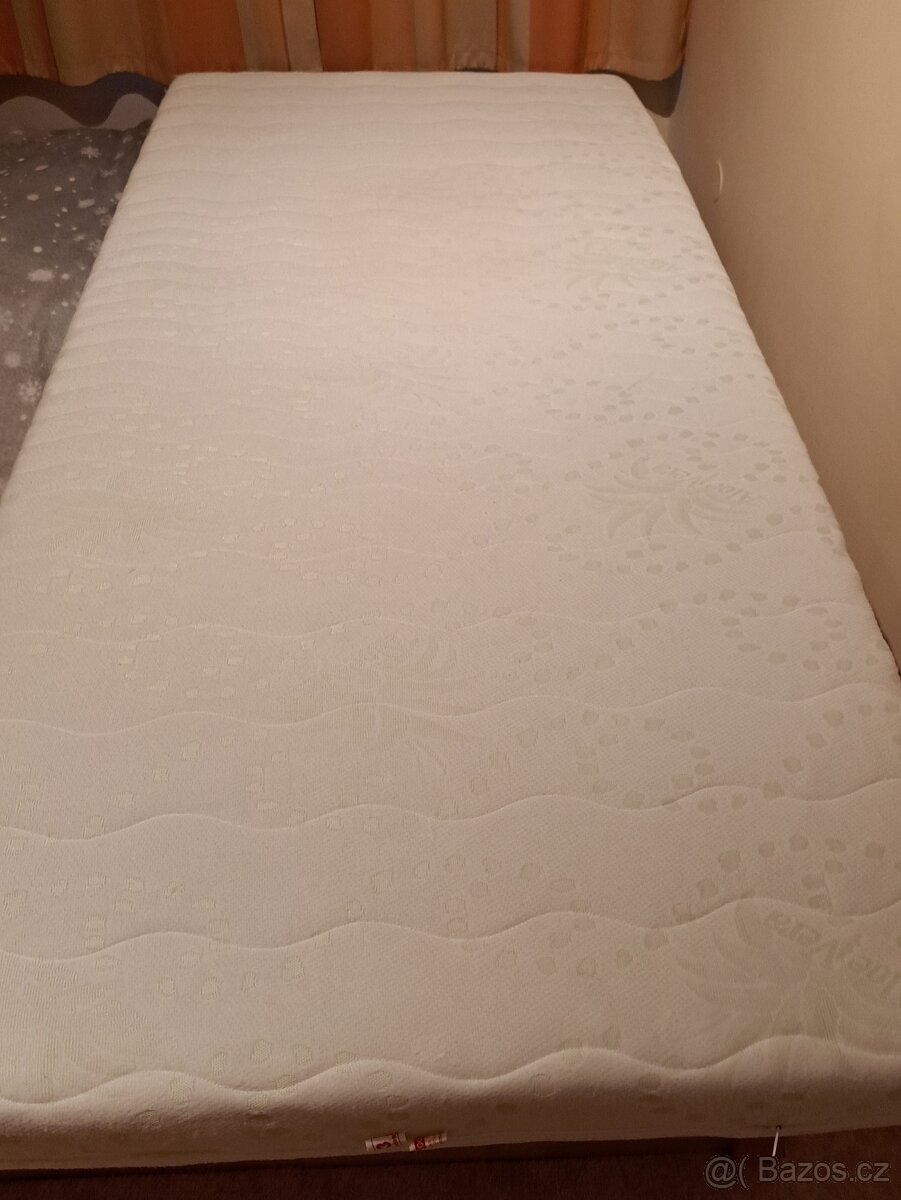 Prodám dětskou matraci tl. 14 cm zn. NEAPOL (Praha 10)