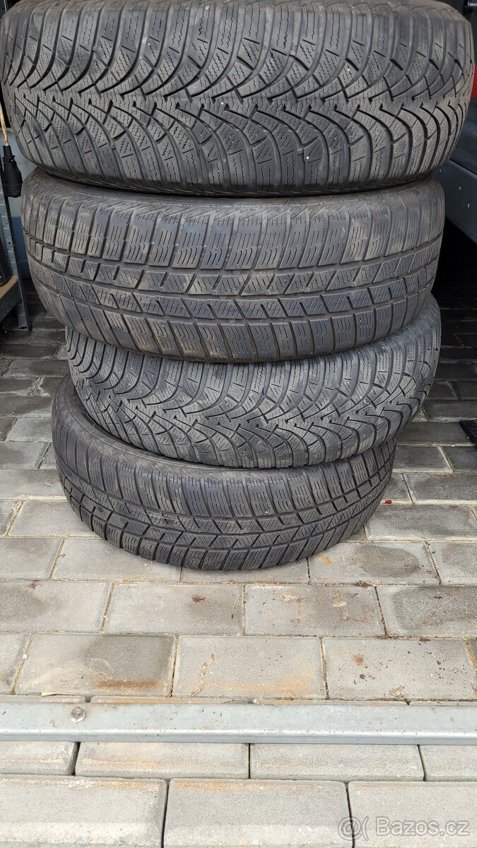 Zimní pneumatiky Goodyear a Barum 195/65/15 4mm 4ks