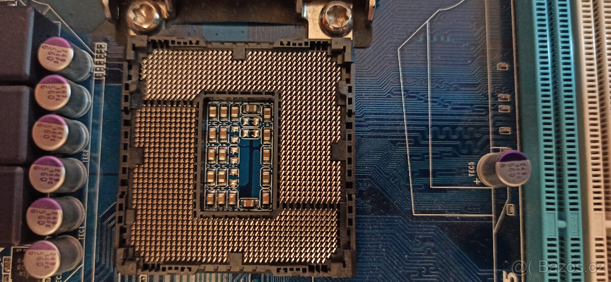 Gigabyte GA-B75M-D3H (LGA 1155)