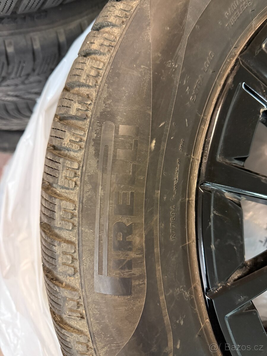 Alu kola 17 BMW černé 205/65/17