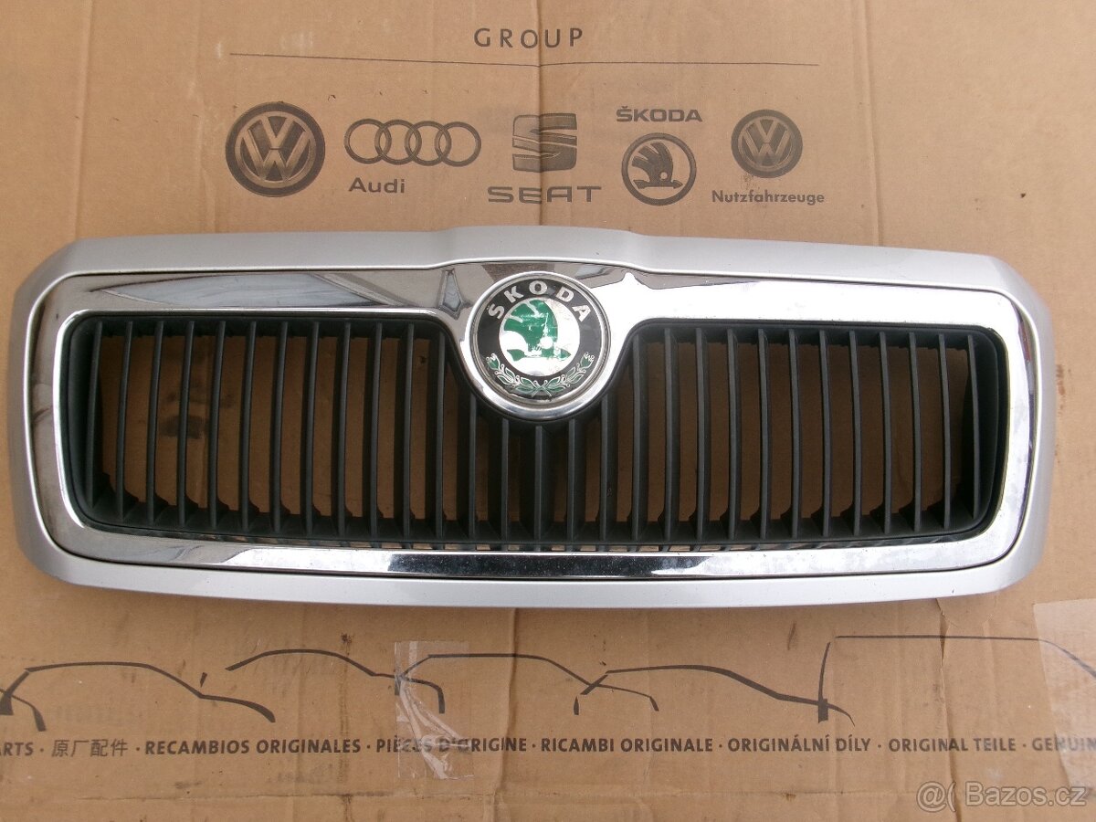 maska Octavia 1 facelift stříbrná metalíza 9102