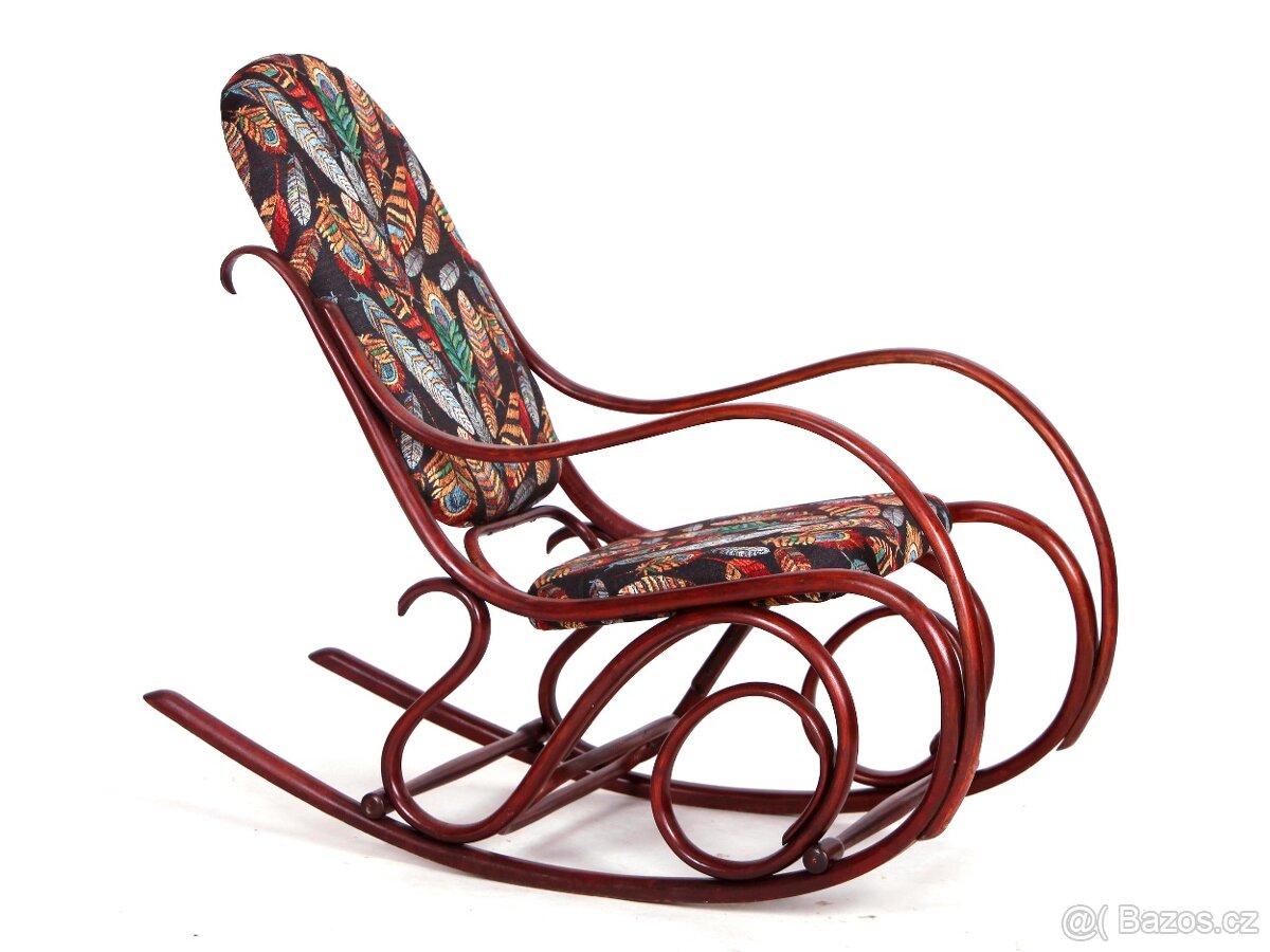 [ 4284 ] Houpací křeslo Thonet nové čalounění.