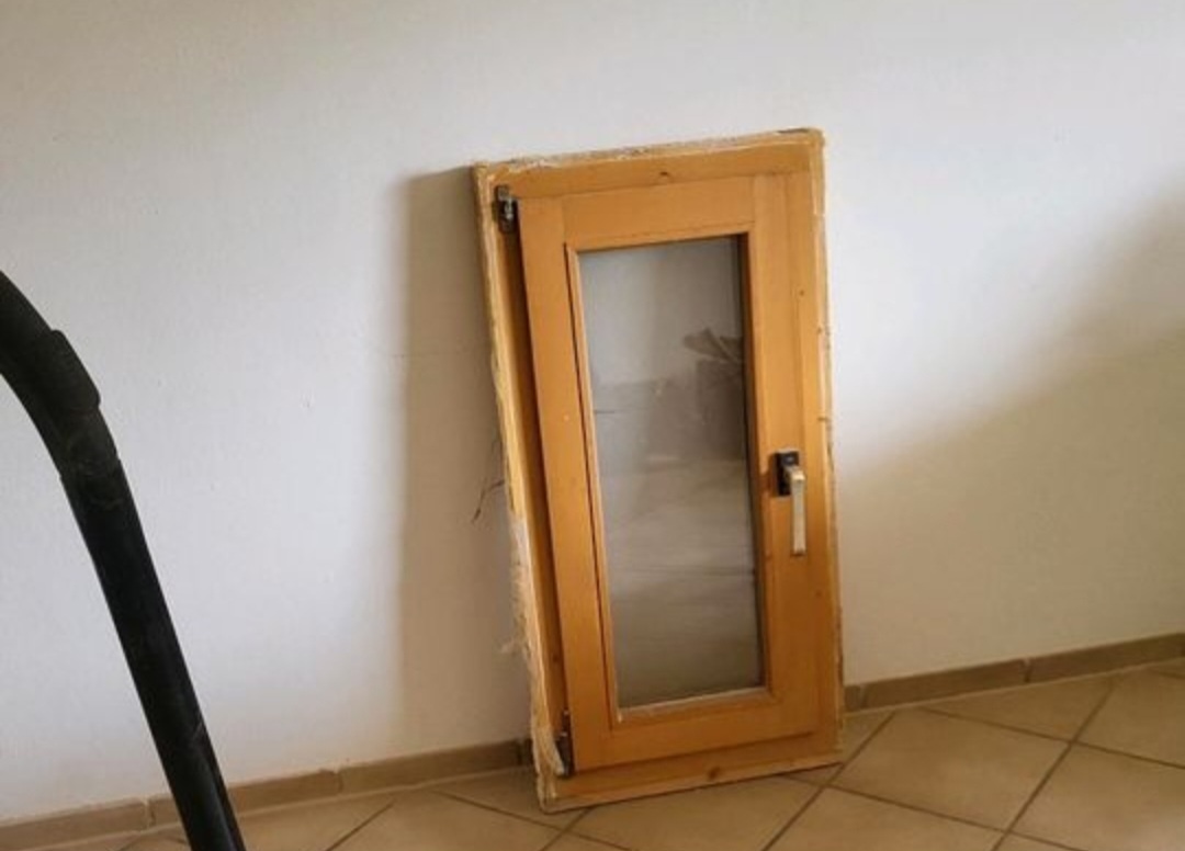 Okno 1ks
Höhe 109cm