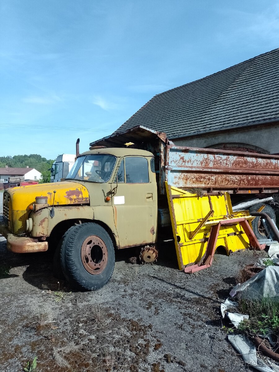 Tatra 148 ND