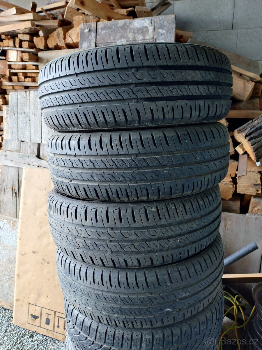 Barum Bravuris 185/60/R15. 84 H