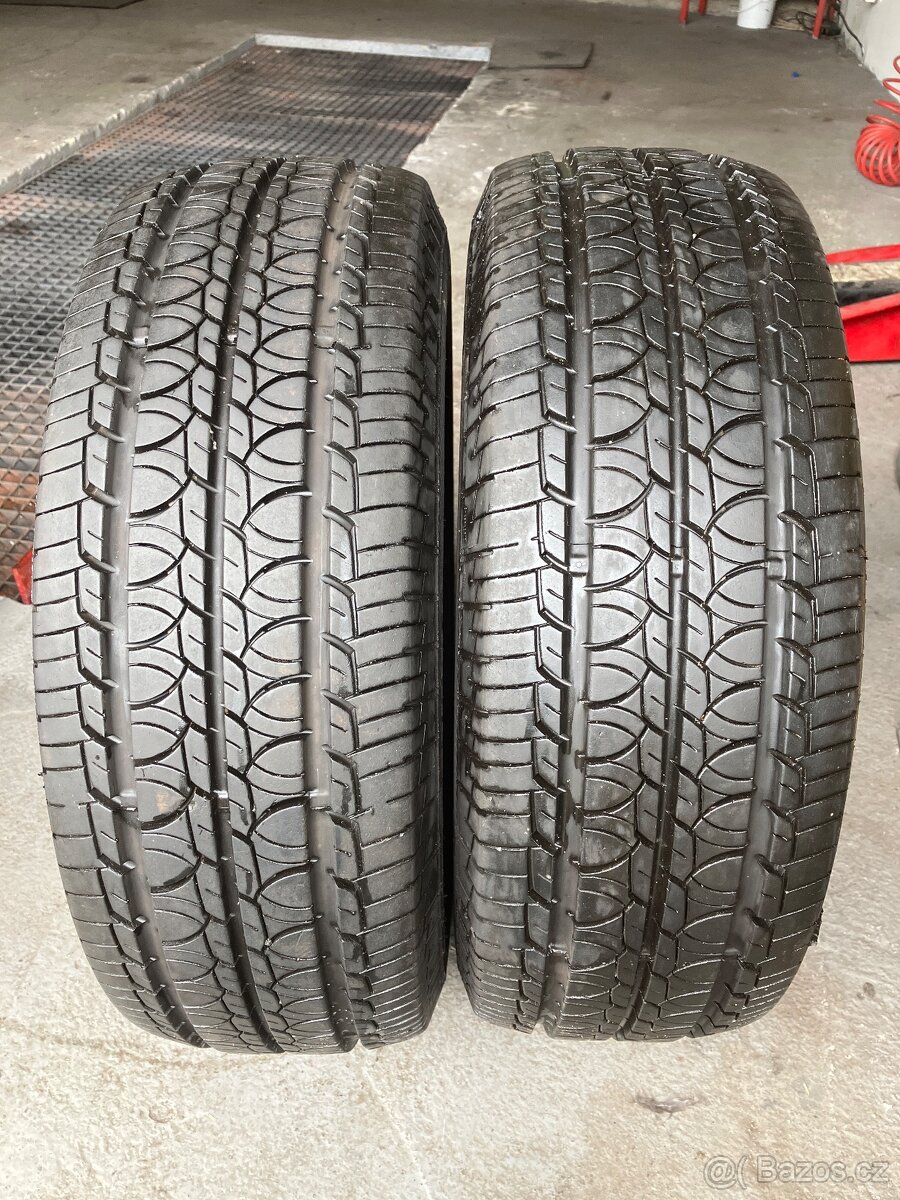 Pneu 215/6515 c