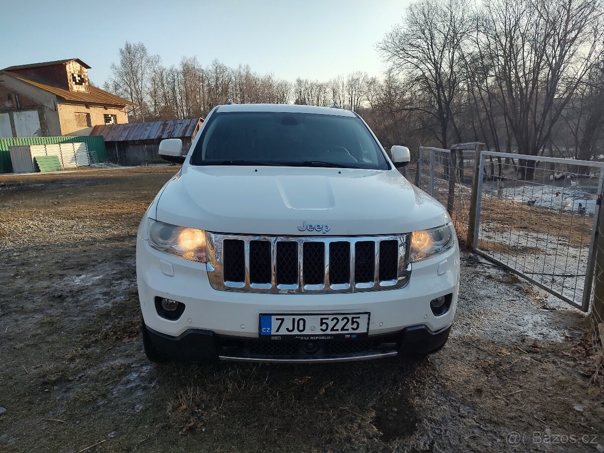 Prodám Jeep grand Cherokee overlland 2011