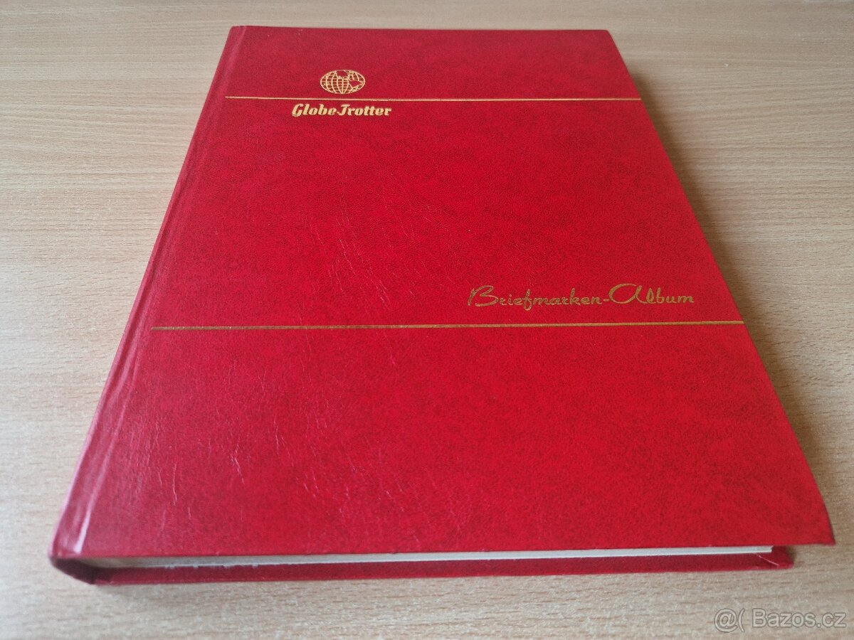 Album se známkami.