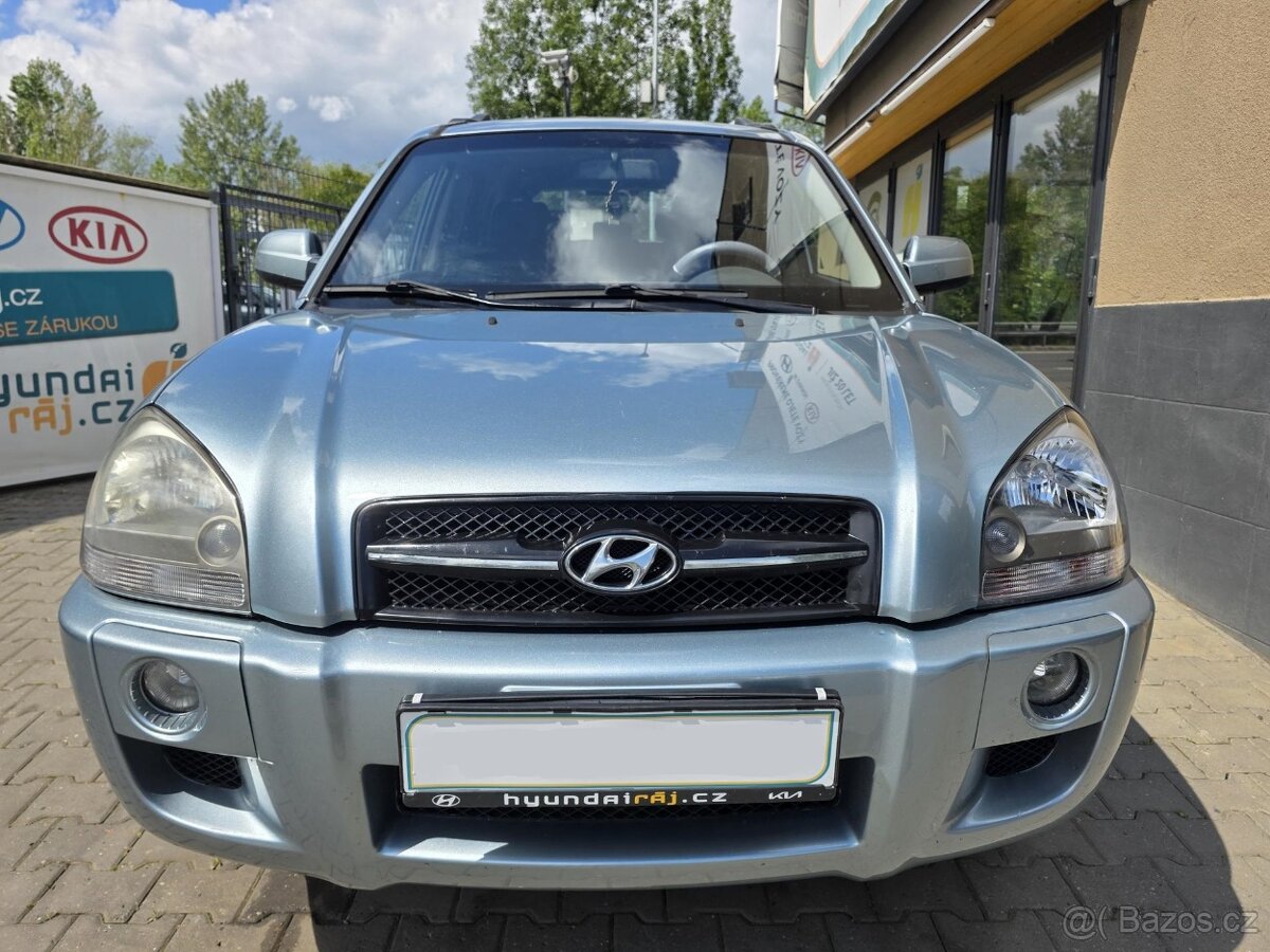 Hyundai Tucson 2.0-4x4-TAŽNÉ_1,6t-NÍZKÉ KM