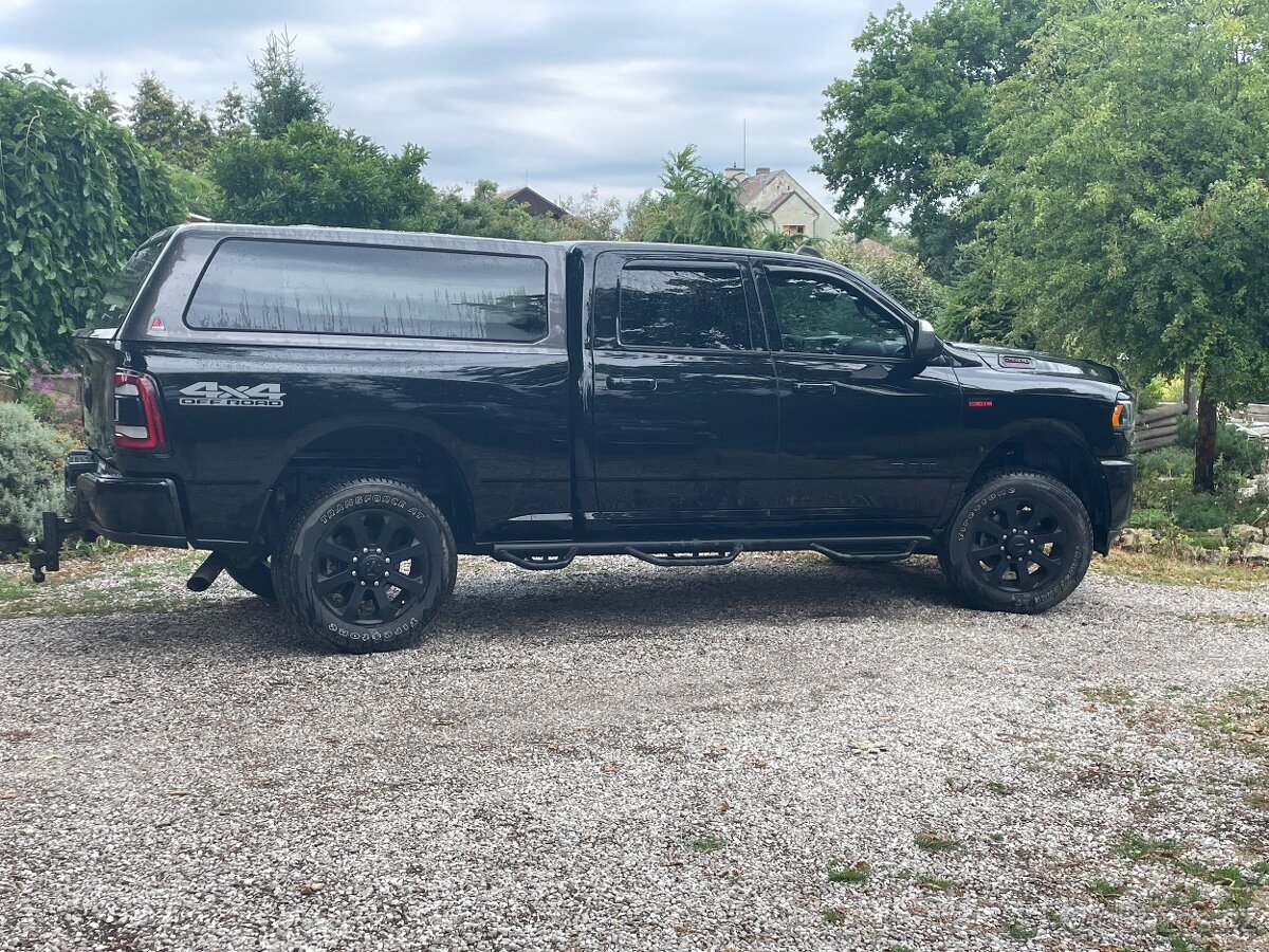 Dodge Ram 2500 6,4 heavy duty