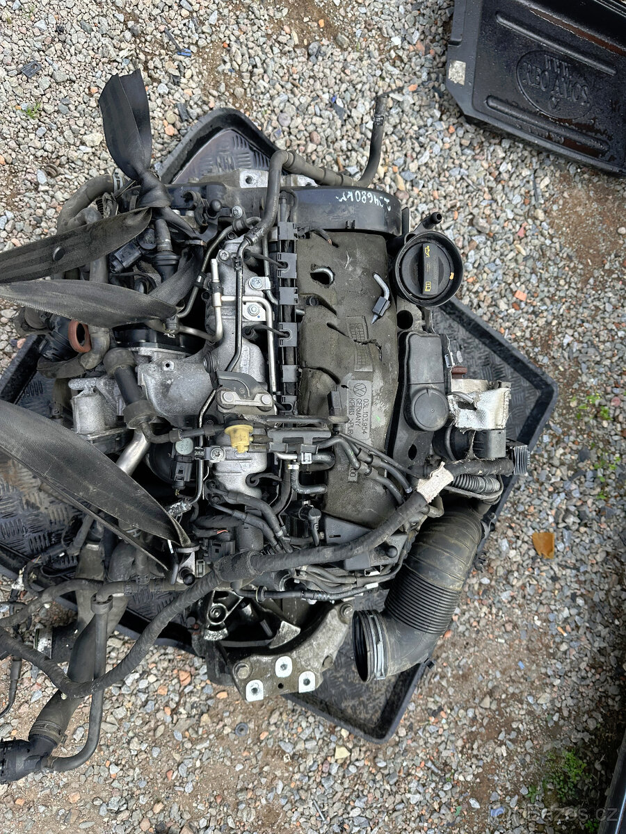 Motor Volkswagen Passat B6 2.0 Tdi CR 103kw