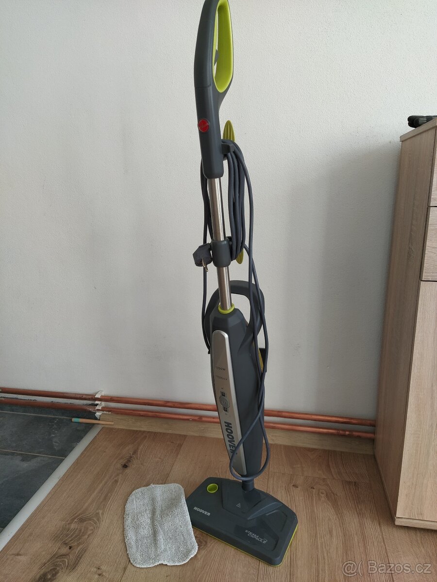Parní mop Hoover