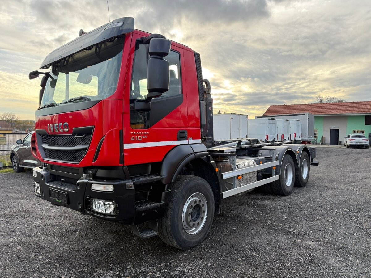 Iveco TRAKKER 6x4 E6 NOSIČ KONTEJNERŮ