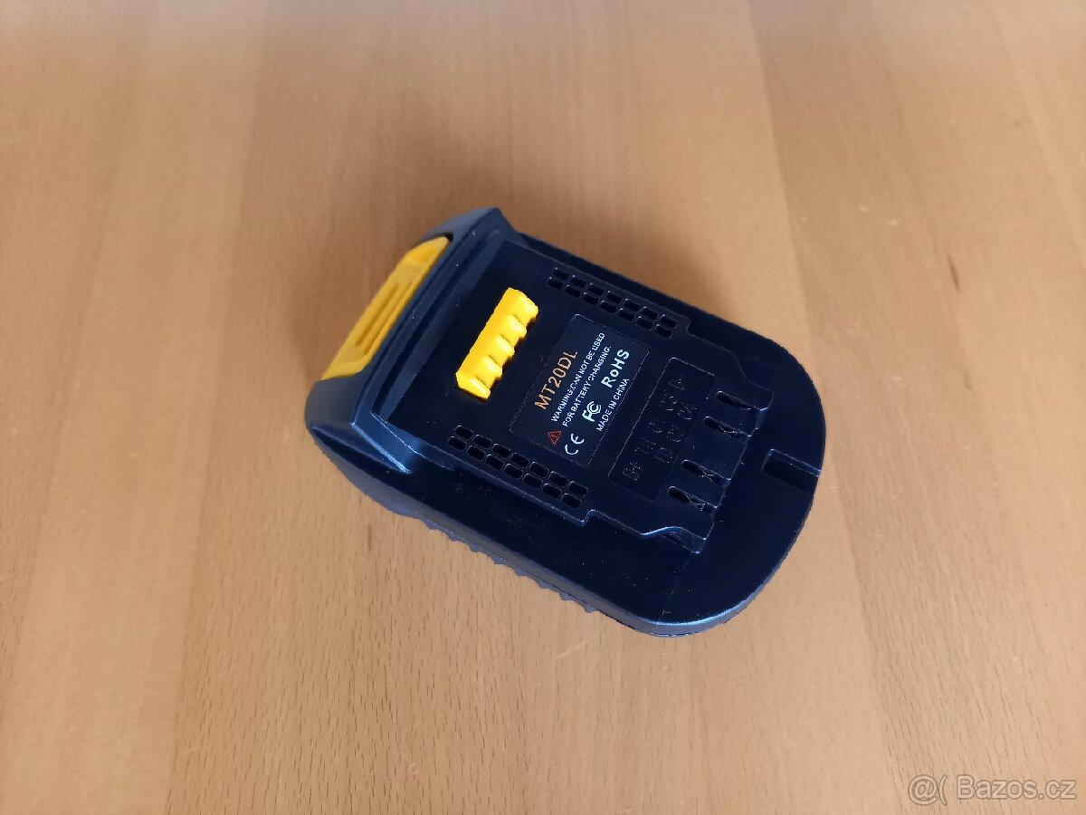 Aku adaptér Makita na Dewalt
